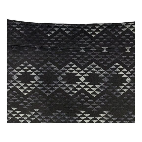 Athleta XS Aztec Print Quilted Skirt Black & Gray Polyester Spandex Blend - Picture 2 of 6